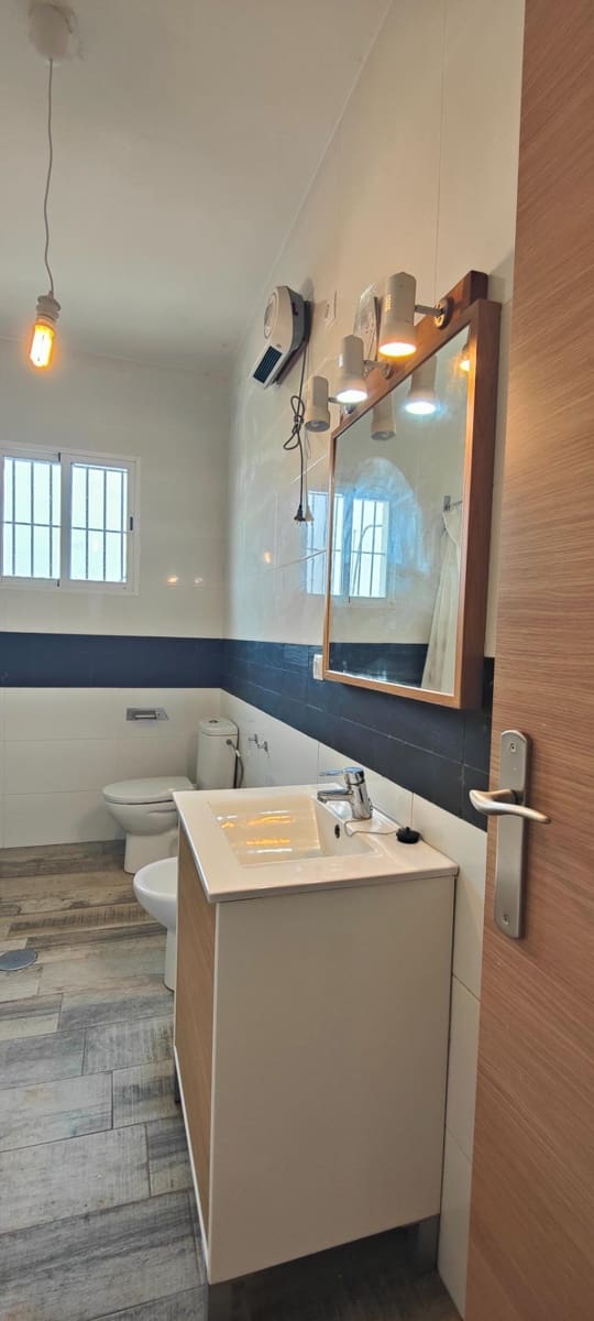 3 makuuhuone Maalaistalo myytävänä paikassa Gibraleon mukana uima-altaan - 295 000 € (Ref: 8836677)