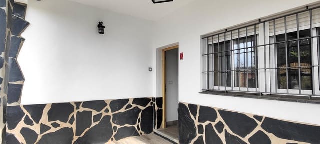 3 slaapkamer Finca/Landhuis te koop in Gibraleón met zwembad - € 295.000 (Ref: 8836677)