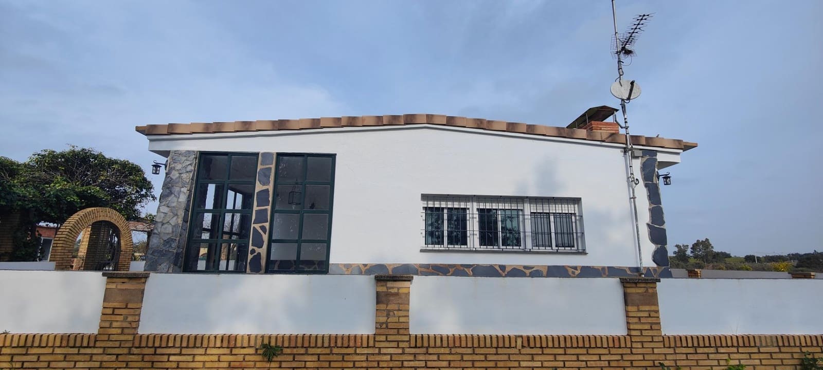 3 makuuhuone Maalaistalo myytävänä paikassa Gibraleon mukana uima-altaan - 295 000 € (Ref: 8836677)