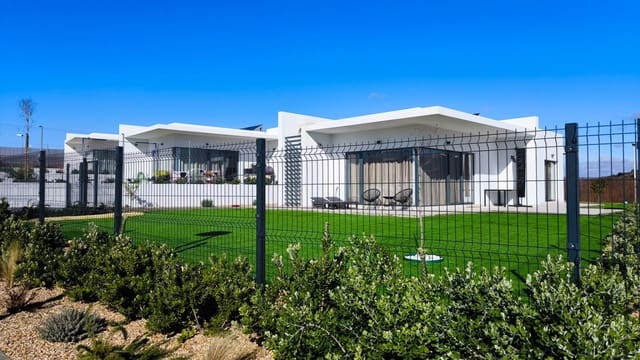 3 sovrum Villa till salu i Ayamonte med pool - 352 000 € (Ref: 8849561)
