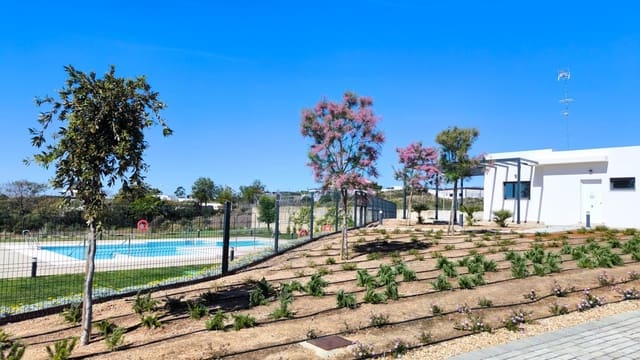 Chalet de 3 habitaciones en Ayamonte en venta con piscina garaje - 374.000 € (Ref: 8849568)