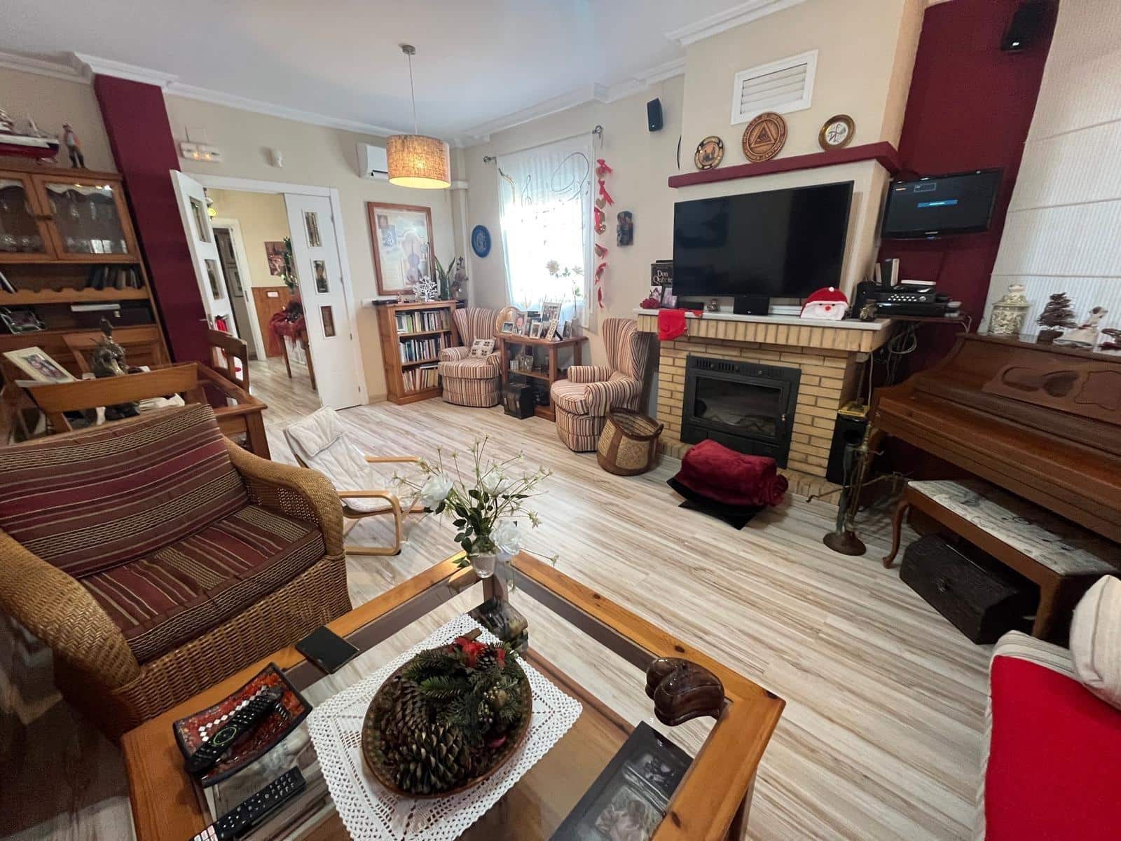 5 soveværelse Villa til salg i El Portil med swimmingpool garage - € 442.900 (Ref: 8865173)