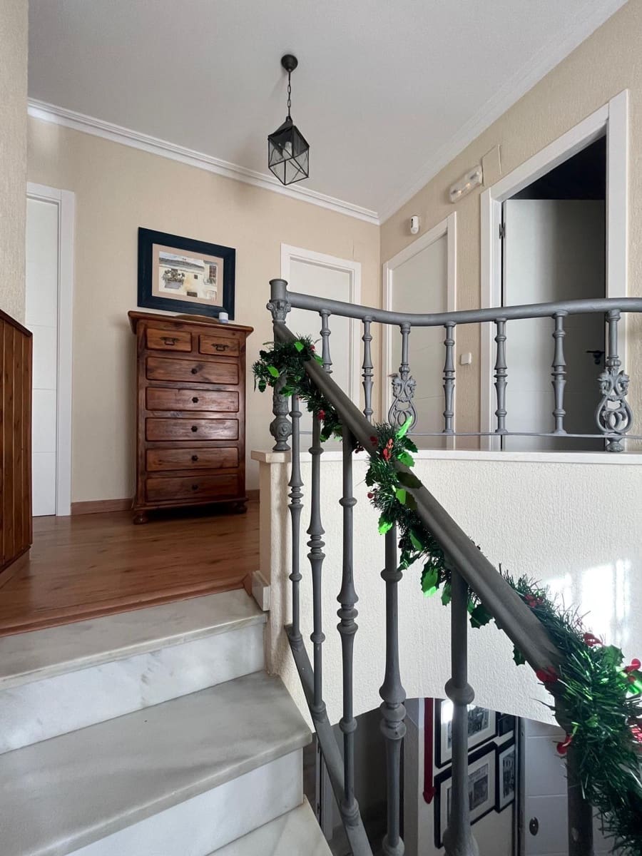 5 soveværelse Villa til salg i El Portil med swimmingpool garage - € 442.900 (Ref: 8865173)