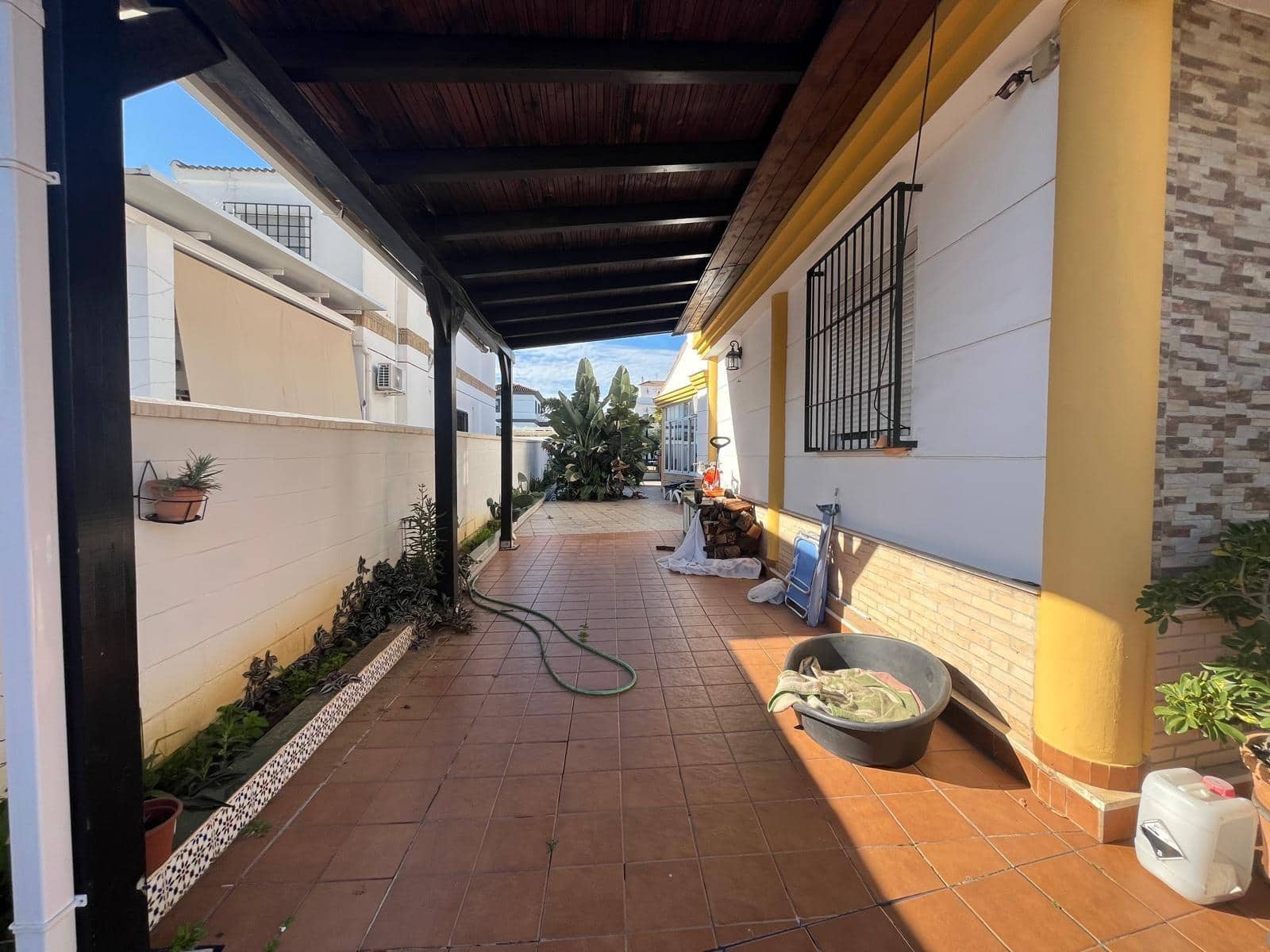 5 soveværelse Villa til salg i El Portil med swimmingpool garage - € 442.900 (Ref: 8865173)
