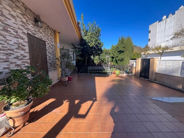 5 sovrum Villa till salu i El Portil, Punta Umbría med pool garage - 442 900 € (Ref: 8865173)