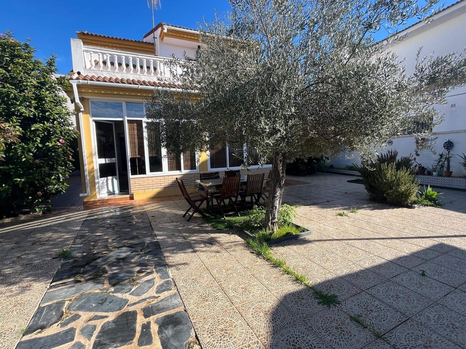 5 soveværelse Villa til salg i El Portil med swimmingpool garage - € 442.900 (Ref: 8865173)