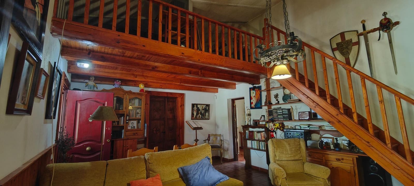 3 soveværelse Finca/Landehus til salg i Lucena del Puerto med swimmingpool - € 129.990 (Ref: 8961715)