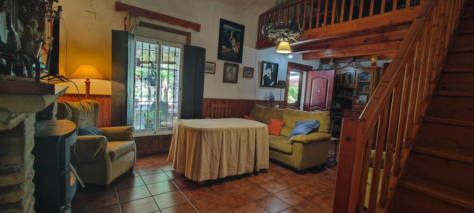 3 soveværelse Finca/Landehus til salg i Lucena del Puerto med swimmingpool - € 129.990 (Ref: 8961715)