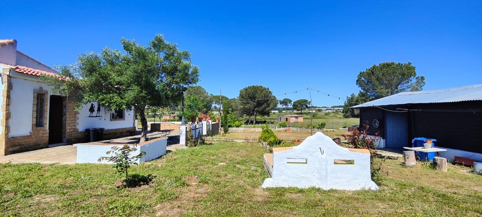 3 soveværelse Finca/Landehus til salg i Lucena del Puerto med swimmingpool - € 129.990 (Ref: 8961715)