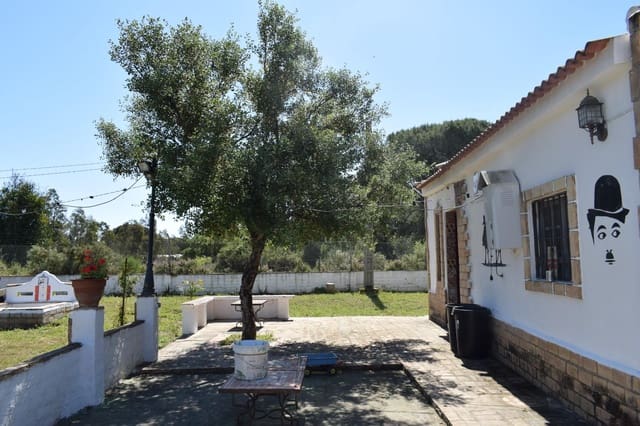 3 bedroom Finca/Country House for sale in Lucena del Puerto with pool - € 129,990 (Ref: 8961715)