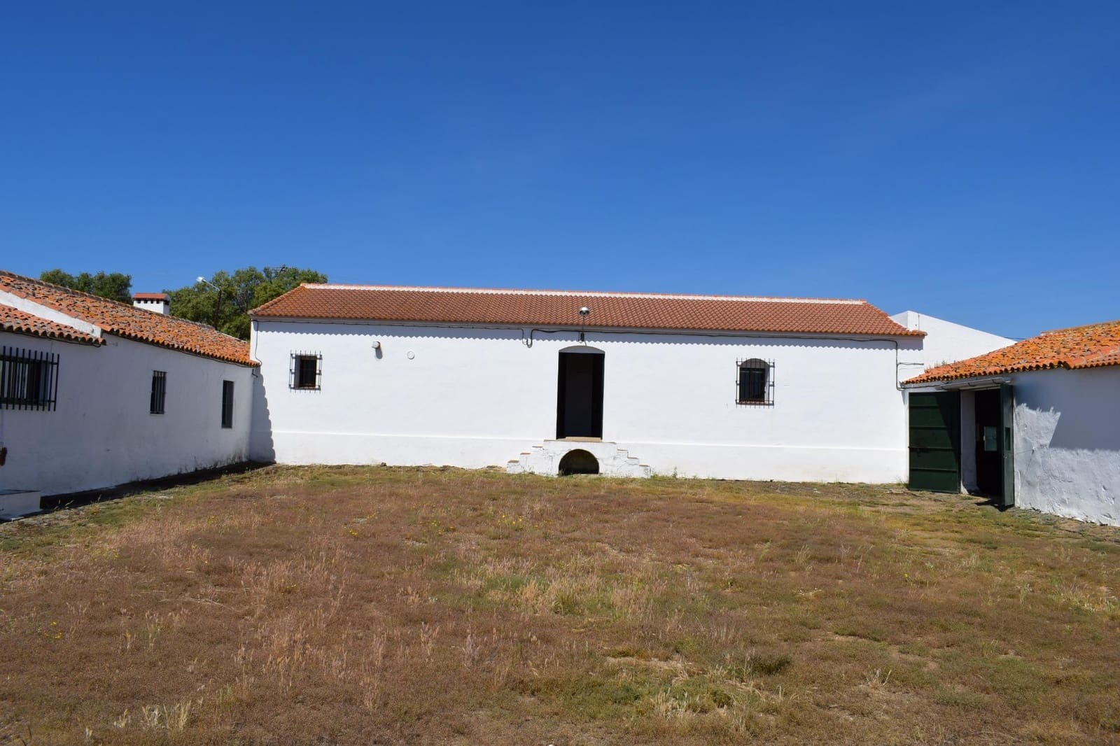 7 makuuhuone Maalaistalo myytävänä paikassa Villanueva de los Castillejos - 1 150 000 € (Ref: 9008160)