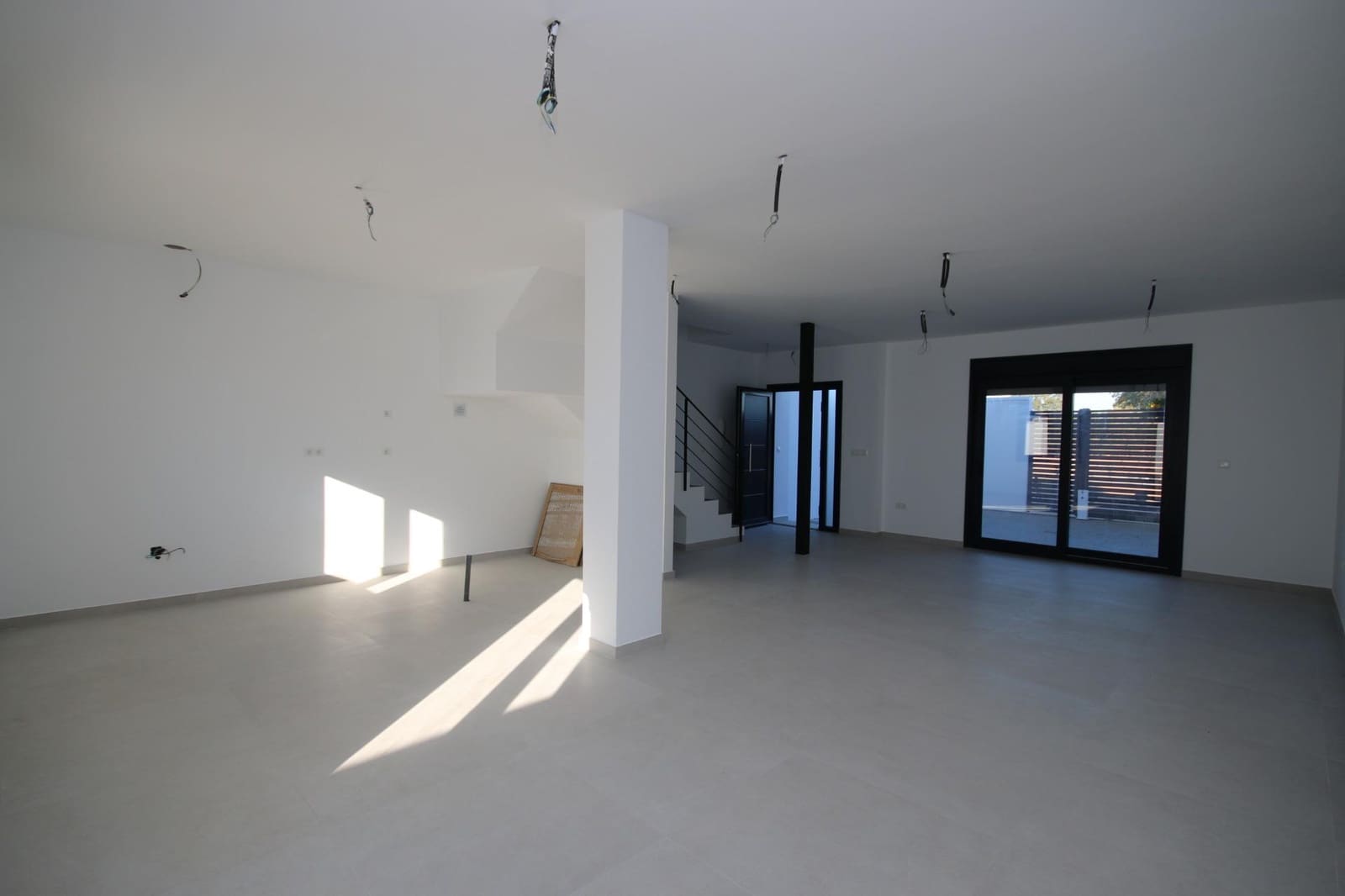 3 soveværelse Villa til salg i Ayamonte med garage - € 280.000 (Ref: 9057708)