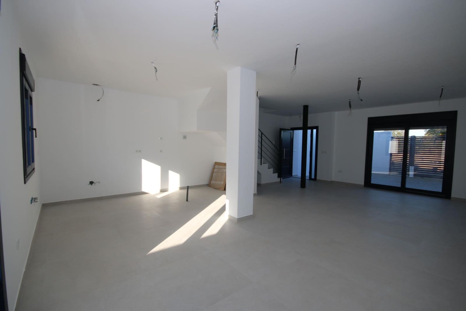 3 soveværelse Villa til salg i Ayamonte med garage - € 280.000 (Ref: 9057708)