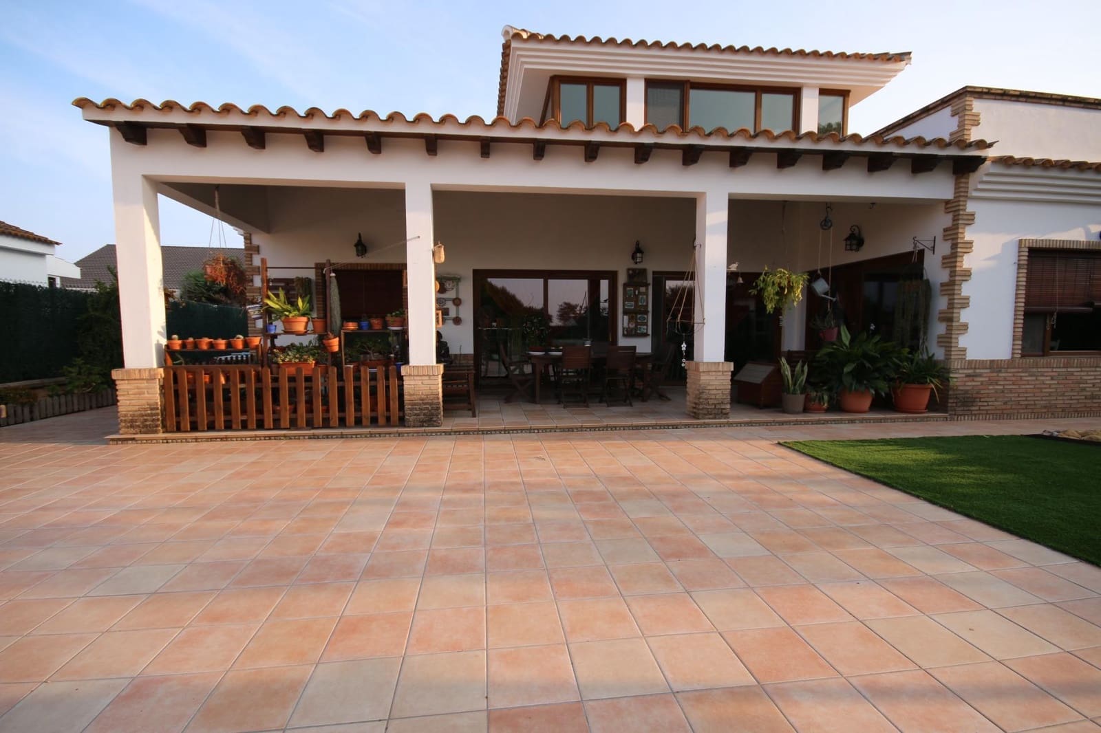 4 soveværelse Villa til salg i Lepe med swimmingpool garage - € 480.000 (Ref: 9059489)