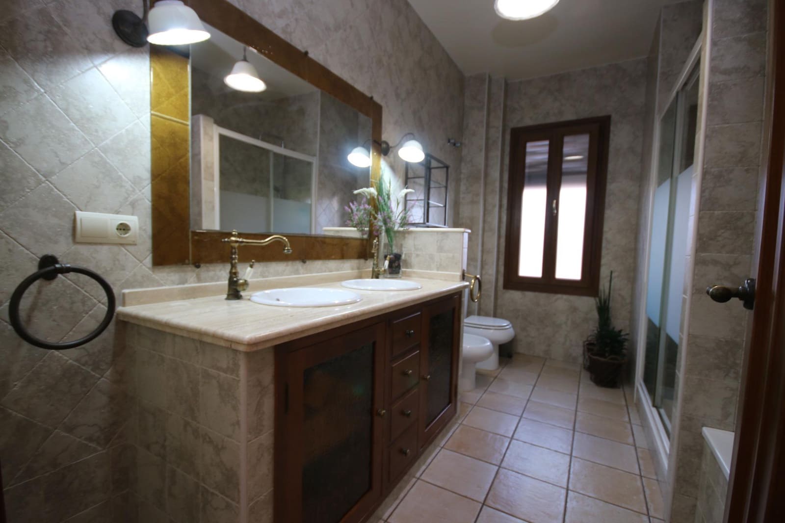 4 soveværelse Villa til salg i Lepe med swimmingpool garage - € 480.000 (Ref: 9059489)