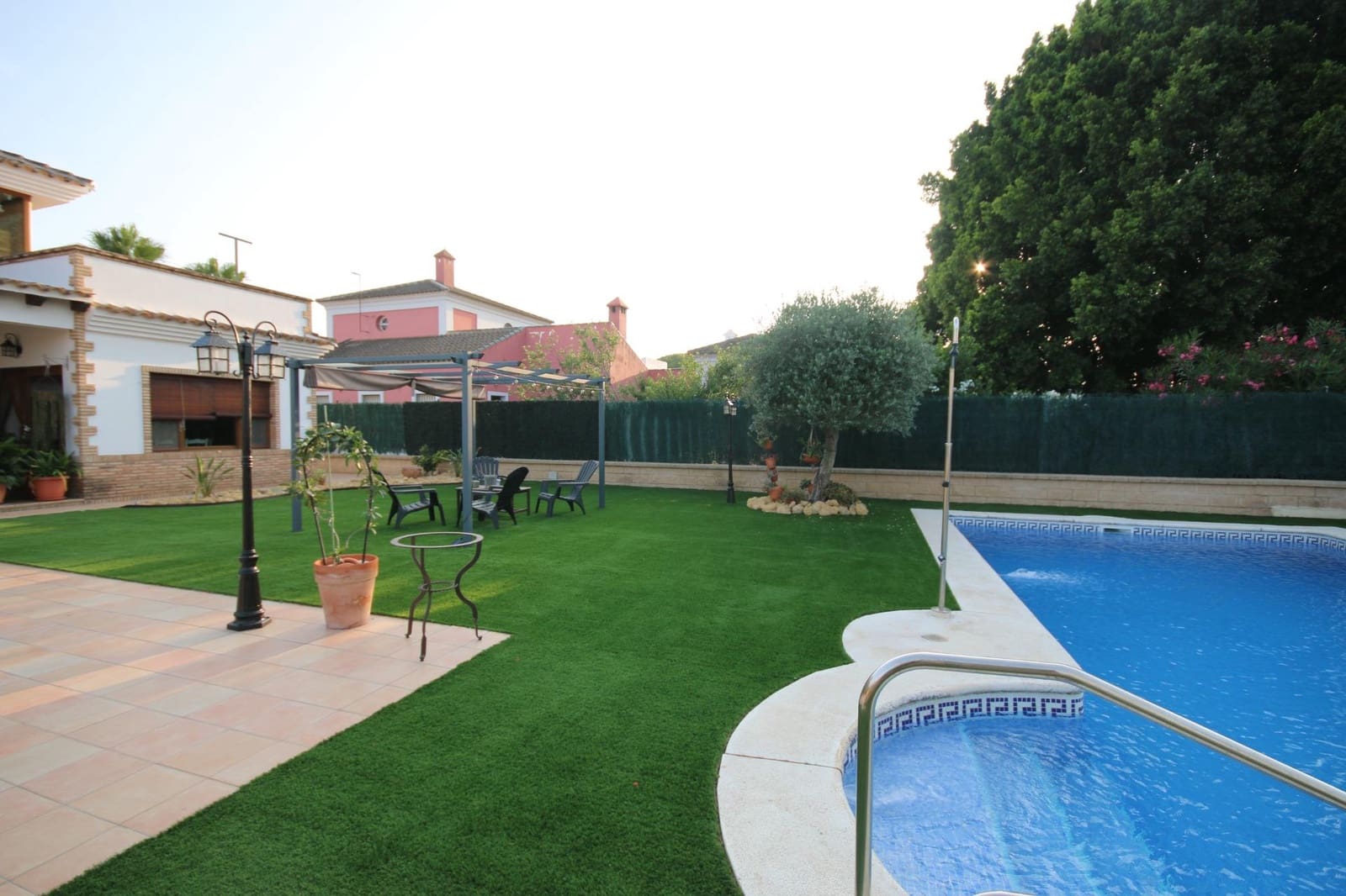 4 soveværelse Villa til salg i Lepe med swimmingpool garage - € 480.000 (Ref: 9059489)