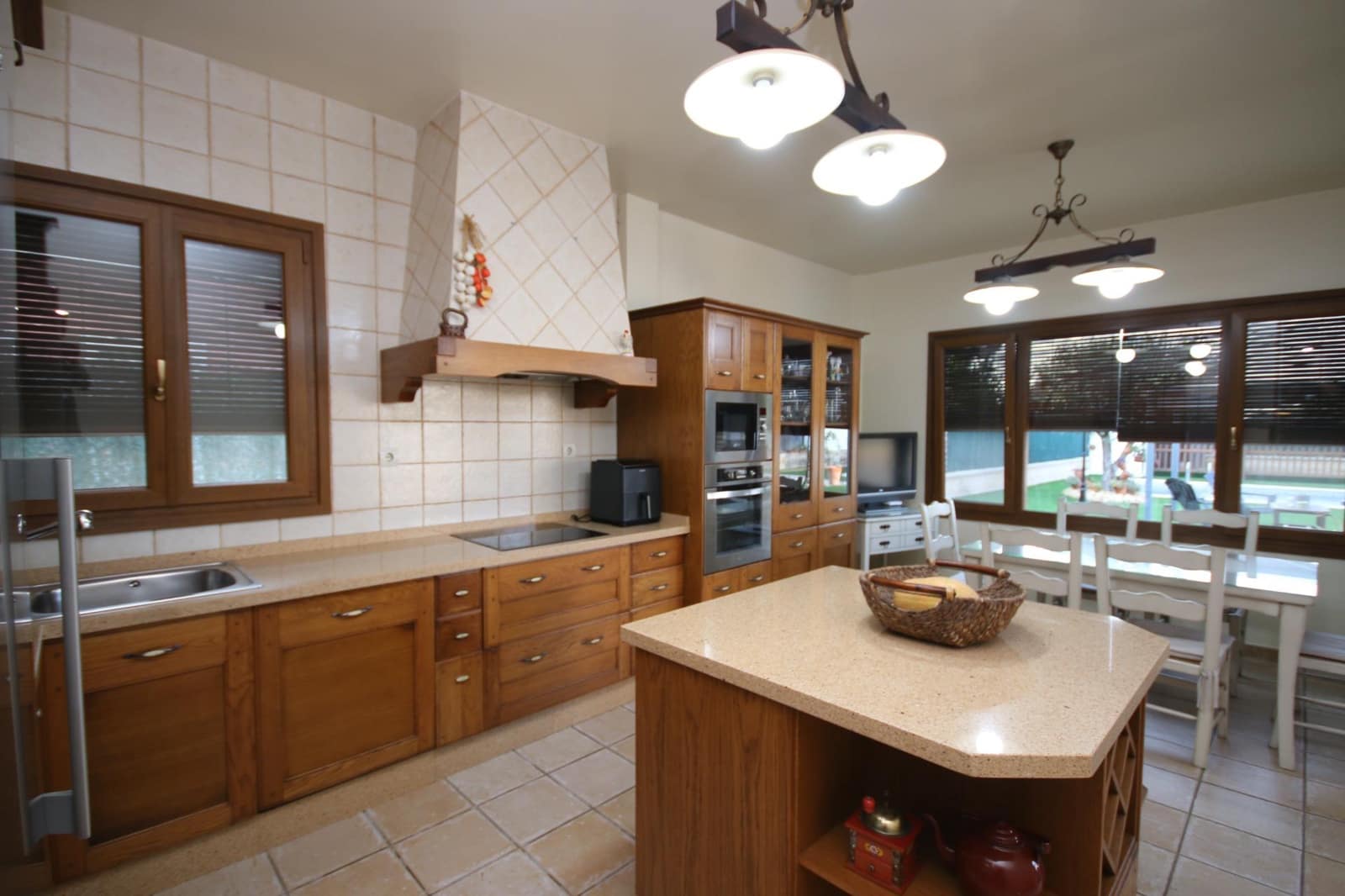 4 soveværelse Villa til salg i Lepe med swimmingpool garage - € 480.000 (Ref: 9059489)