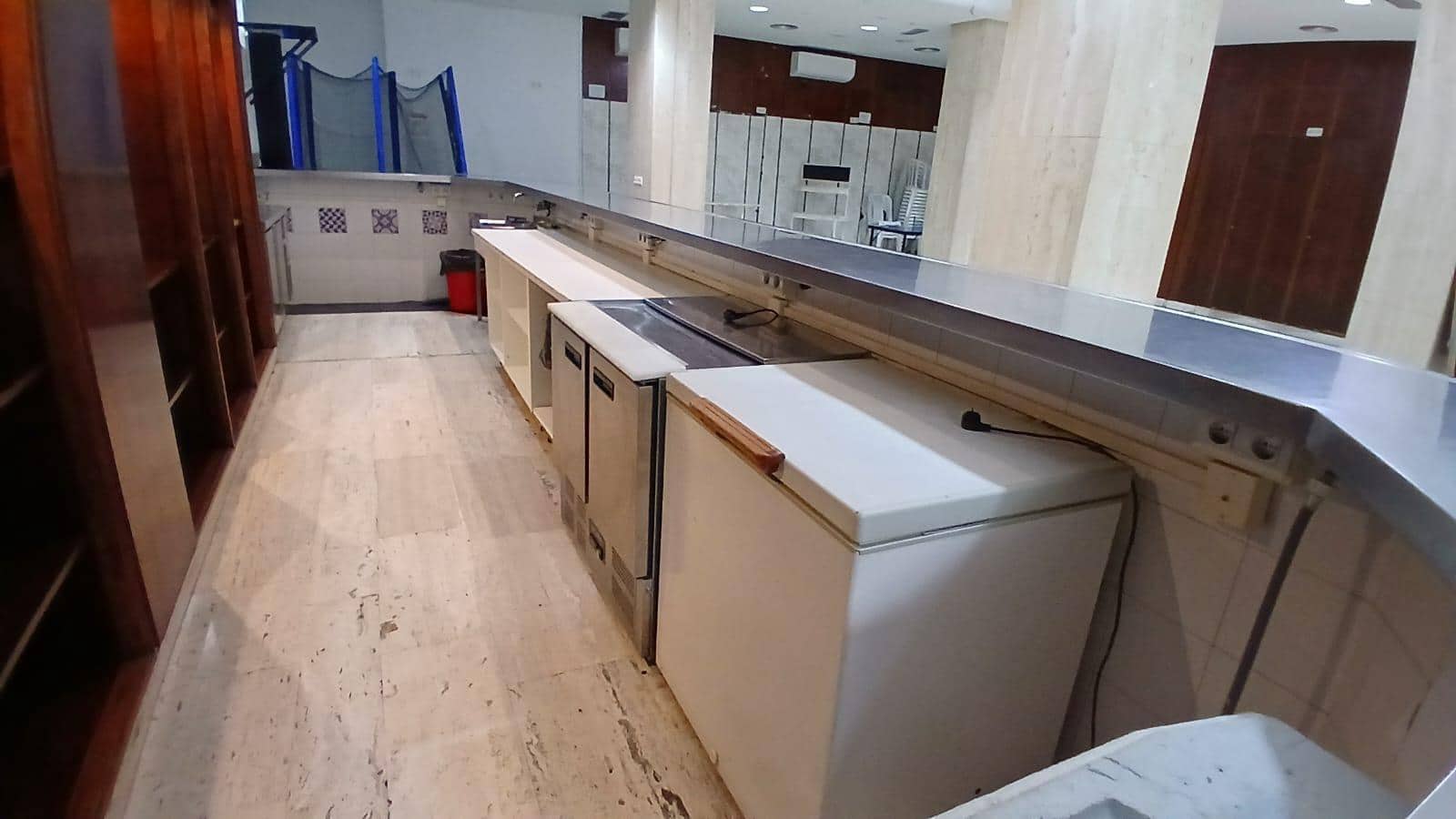 Kommersiell til salgs i Huelva by - € 180 000 (Ref: 9116249)