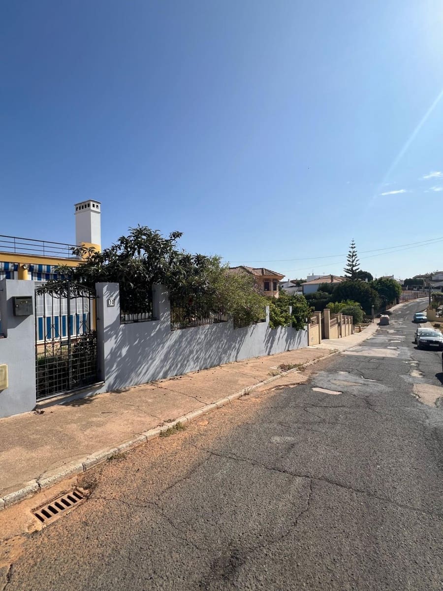 3 soverom Villa til salgs i Ayamonte med svømmebasseng garasje - € 255 000 (Ref: 9162374)