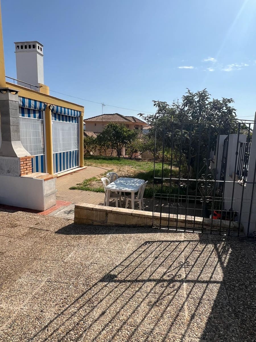 3 soverom Villa til salgs i Ayamonte med svømmebasseng garasje - € 255 000 (Ref: 9162374)