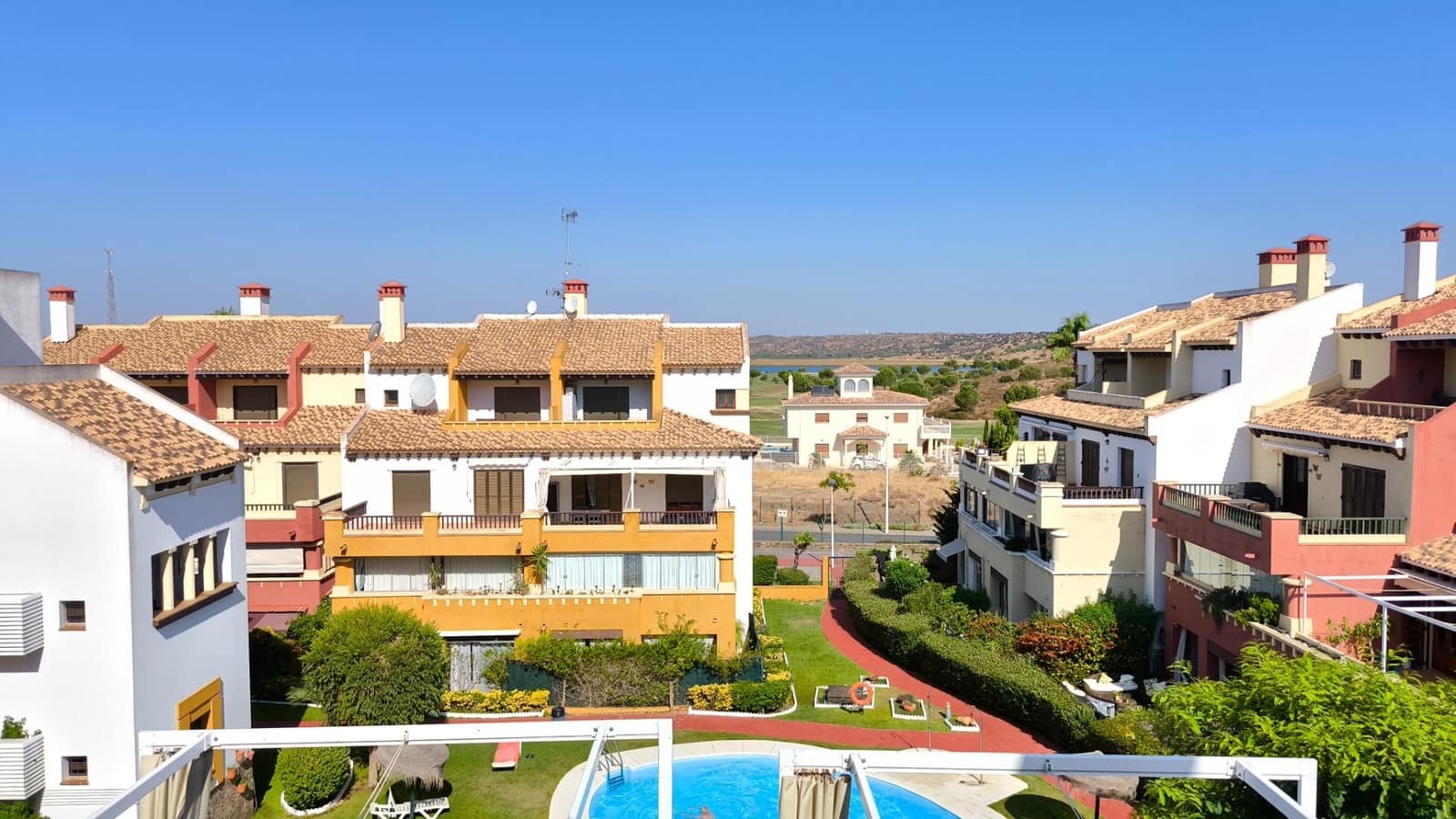 3 soveværelse Penthouse til salg i Ayamonte med swimmingpool - € 185.000 (Ref: 9174602)