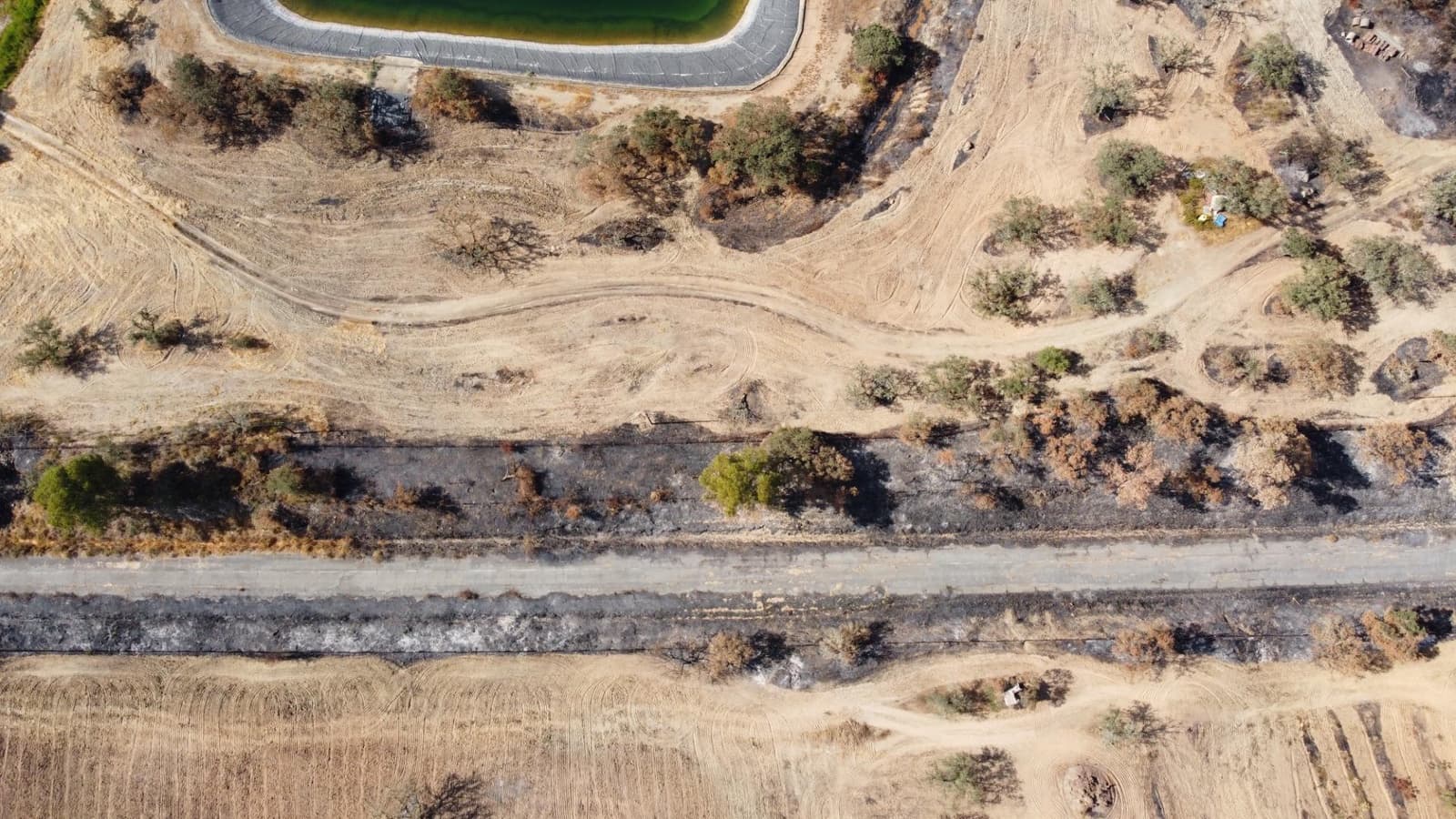 Finca/Casa Rural de 3 habitaciones en San Bartolomé de la Torre en venta - 200.000 € (Ref: 9185535)