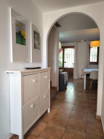 2 slaapkamer Rijtjeshuis te koop in Ayamonte met zwembad - € 210.000 (Ref: 9236552)