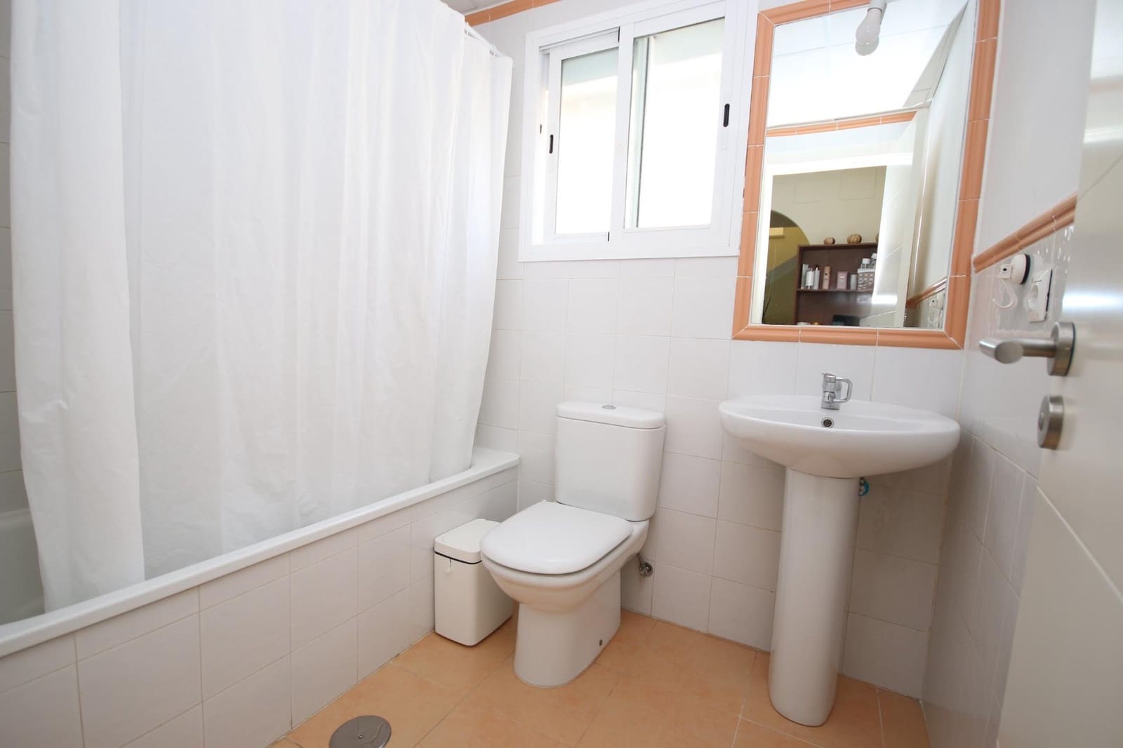 3 slaapkamer Rijtjeshuis te koop in Ayamonte met zwembad - € 239.000 (Ref: 9312970)