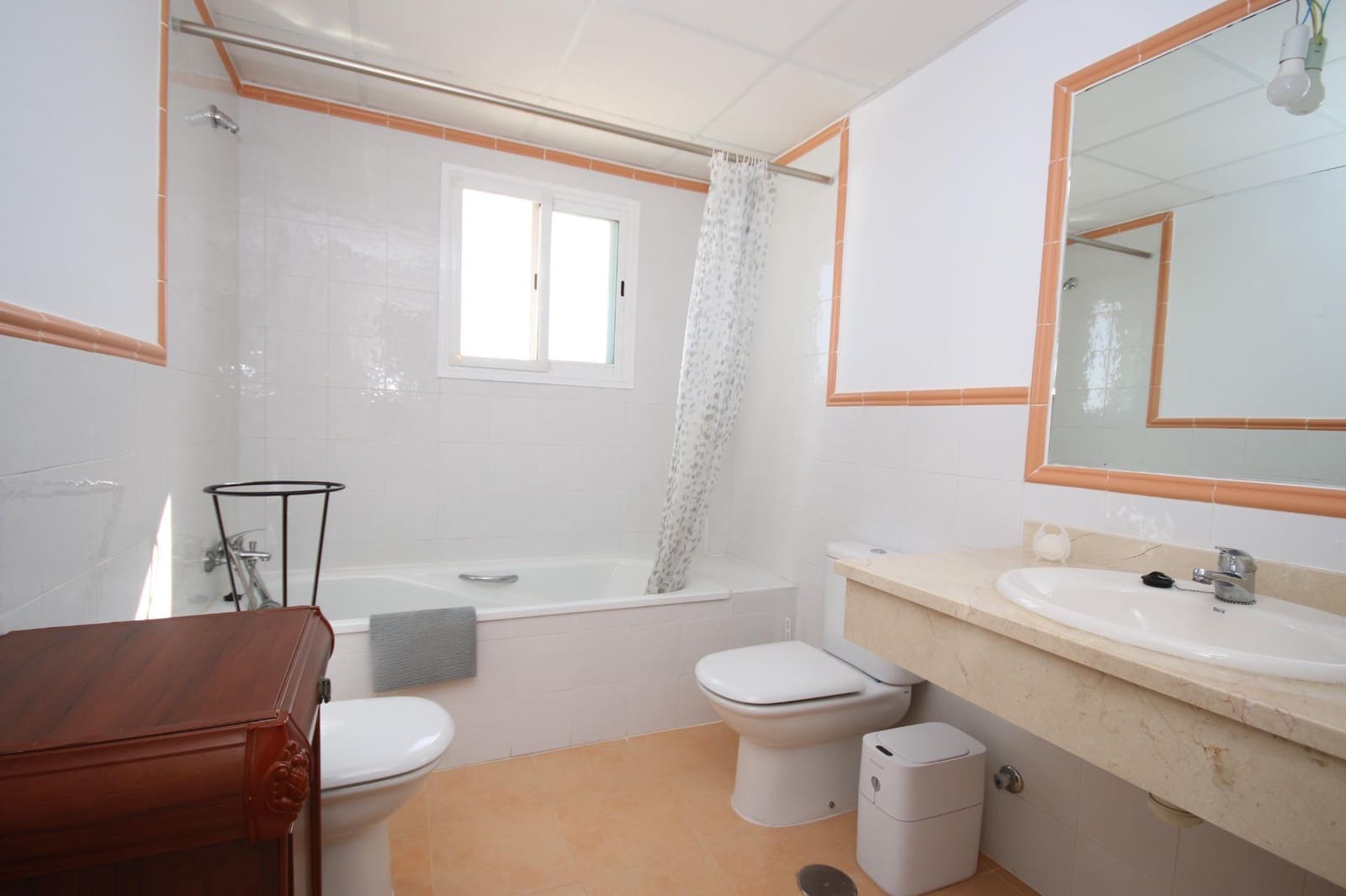 3 slaapkamer Rijtjeshuis te koop in Ayamonte met zwembad - € 239.000 (Ref: 9312970)