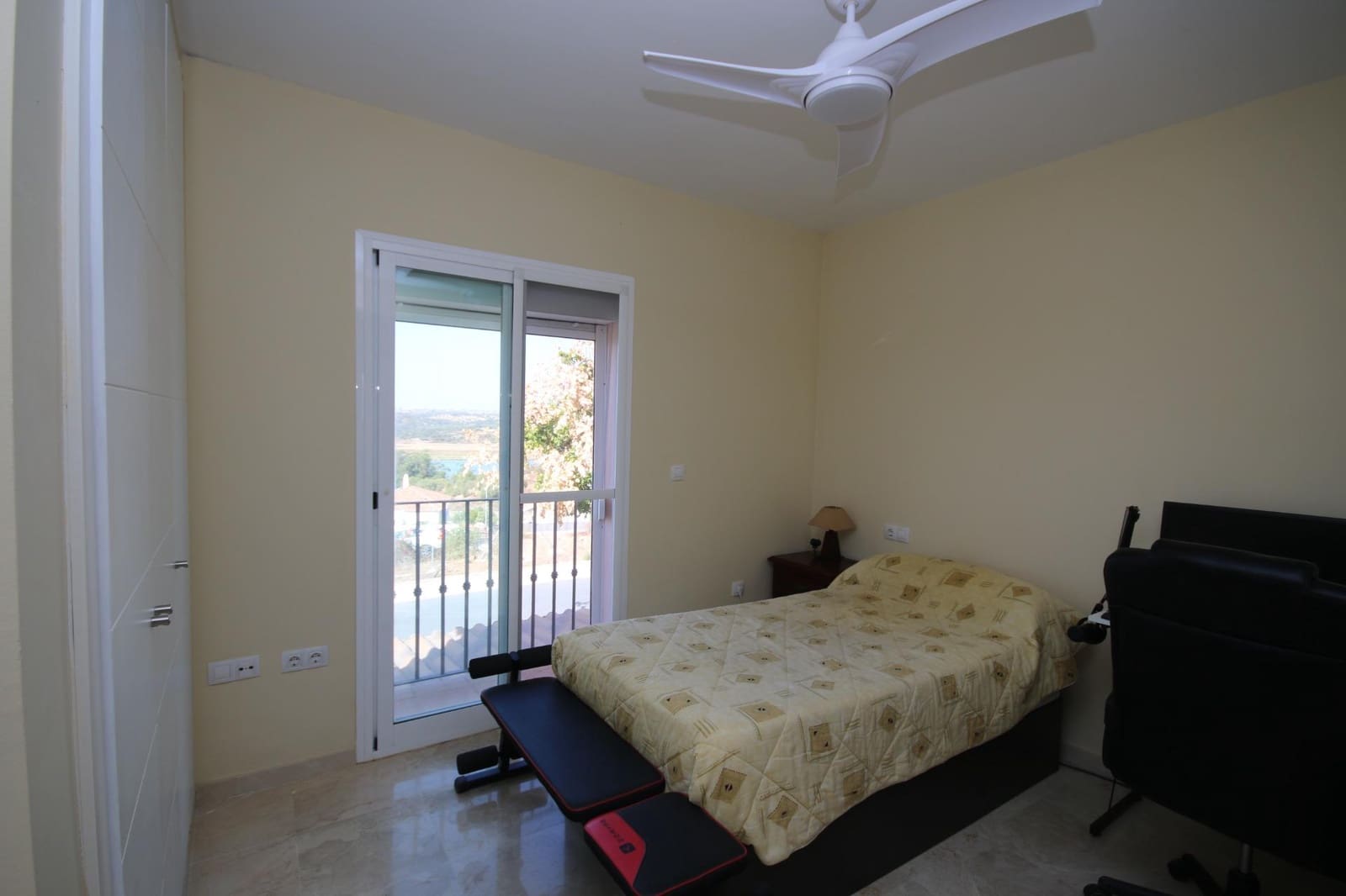 3 slaapkamer Rijtjeshuis te koop in Ayamonte met zwembad - € 239.000 (Ref: 9312970)