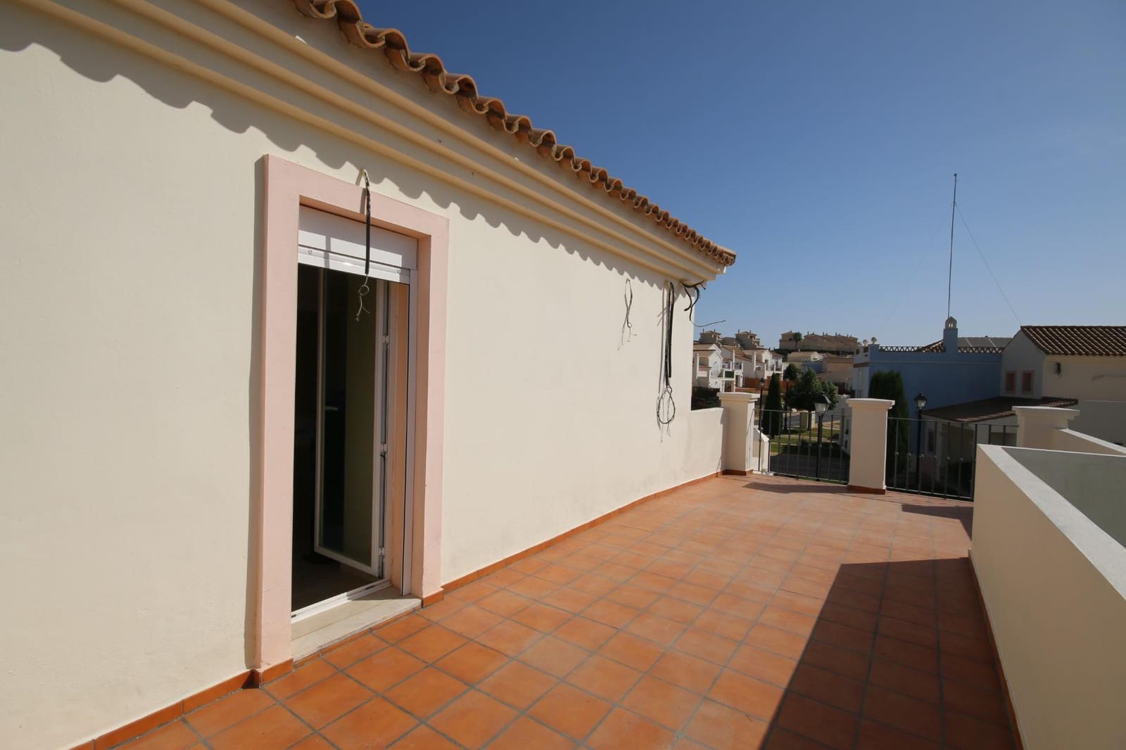 3 slaapkamer Rijtjeshuis te koop in Ayamonte met zwembad - € 239.000 (Ref: 9312970)