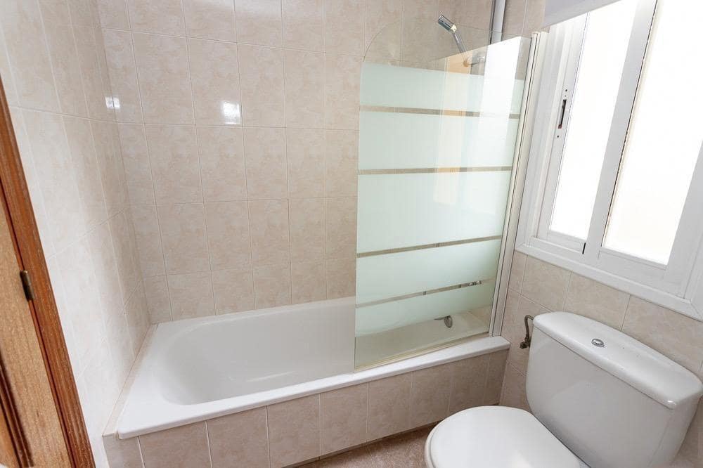 6 soverom Villa til salgs i Caceres by med svømmebasseng garasje - € 333 000 (Ref: 9367683)