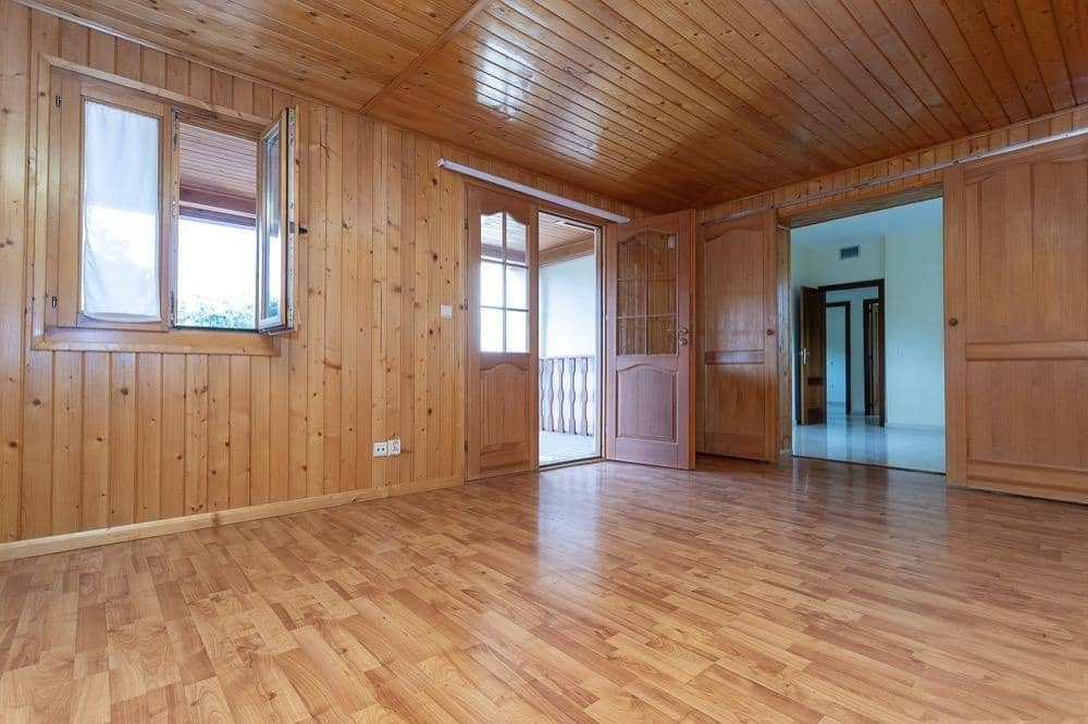 6 soverom Villa til salgs i Caceres by med svømmebasseng garasje - € 333 000 (Ref: 9367683)