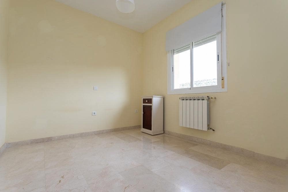 6 slaapkamer Villa te koop in Caceres stad met zwembad garage - € 340.000 (Ref: 9367683)