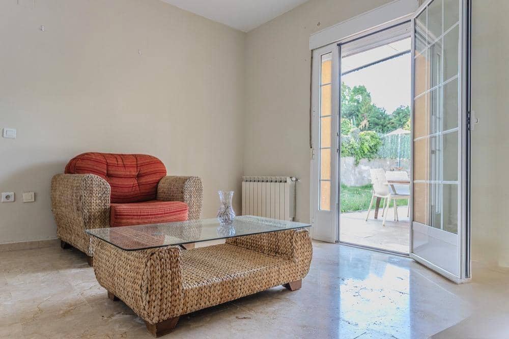 6 slaapkamer Villa te koop in Caceres stad met zwembad garage - € 340.000 (Ref: 9367683)