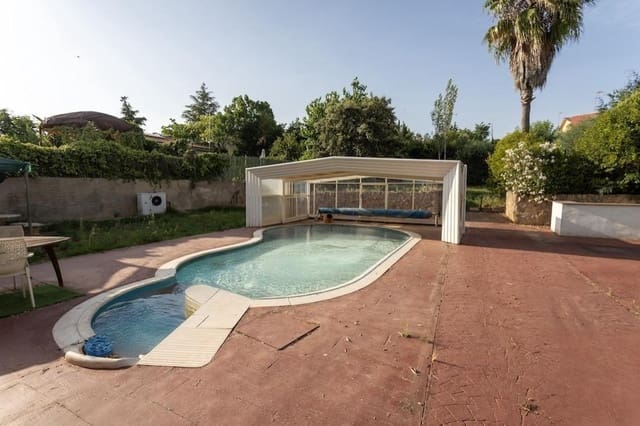 6 sovrum Villa till salu i Cáceres stad med pool garage - 350 000 € (Ref: 9367683)