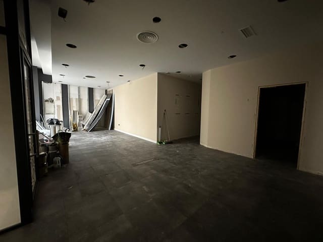 17 bedroom Commercial for rent in Huelva city - € 3,500 (Ref: 9379144)