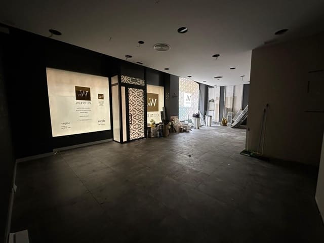 17 bedroom Commercial for rent in Huelva city - € 3,500 (Ref: 9379144)