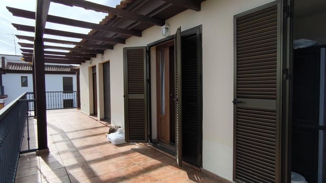 2 makuuhuone Kattohuoneisto myytävänä paikassa Ayamonte mukana uima-altaan - 179 900 € (Ref: 9449418)