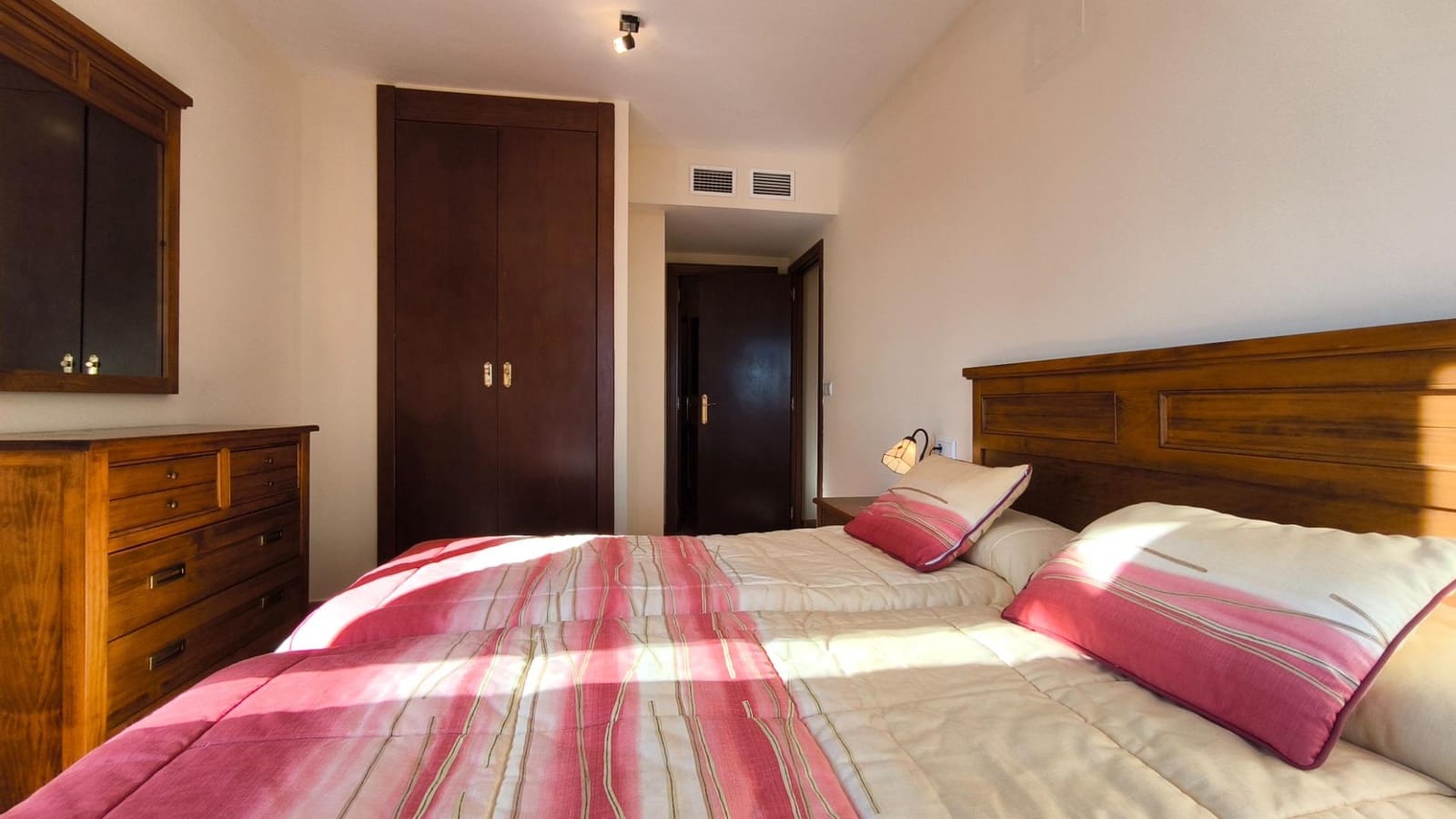 2 sypialnia Penthouse na sprzedaż w Ayamonte z basenem - 179 900 € (Ref: 9449418)