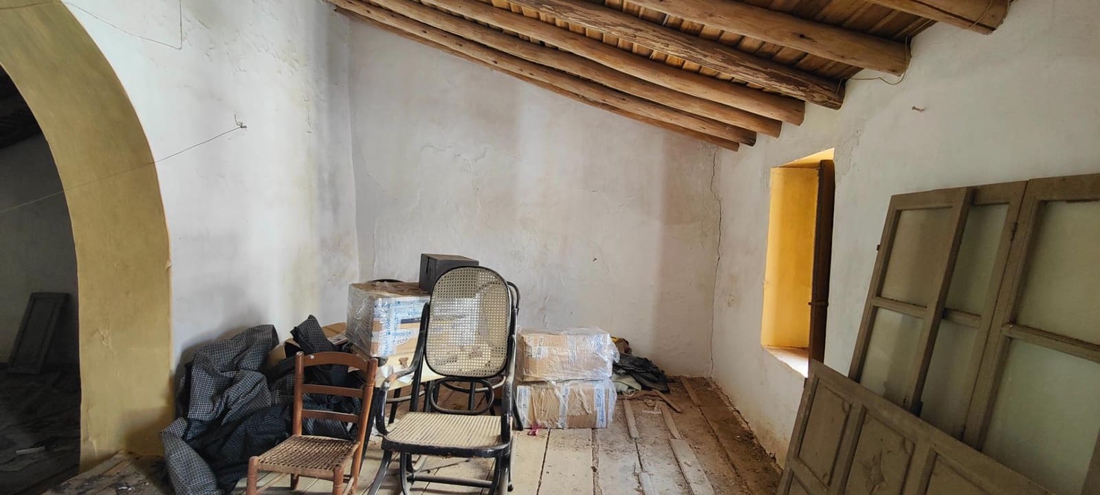 4 bedroom Finca/Country House for sale in Villanueva de los Castillejos - € 185,000 (Ref: 9452243)