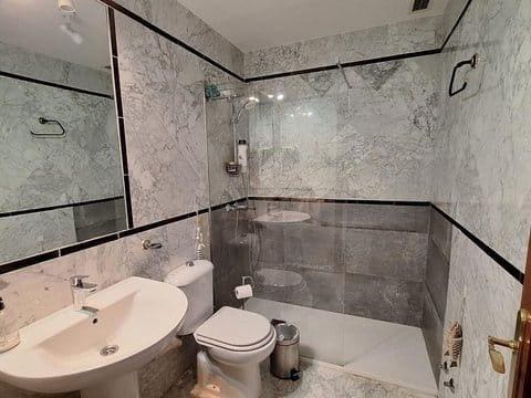 2 soveværelse Rækkehus til salg i Islantilla med swimmingpool - € 201.500 (Ref: 9513495)