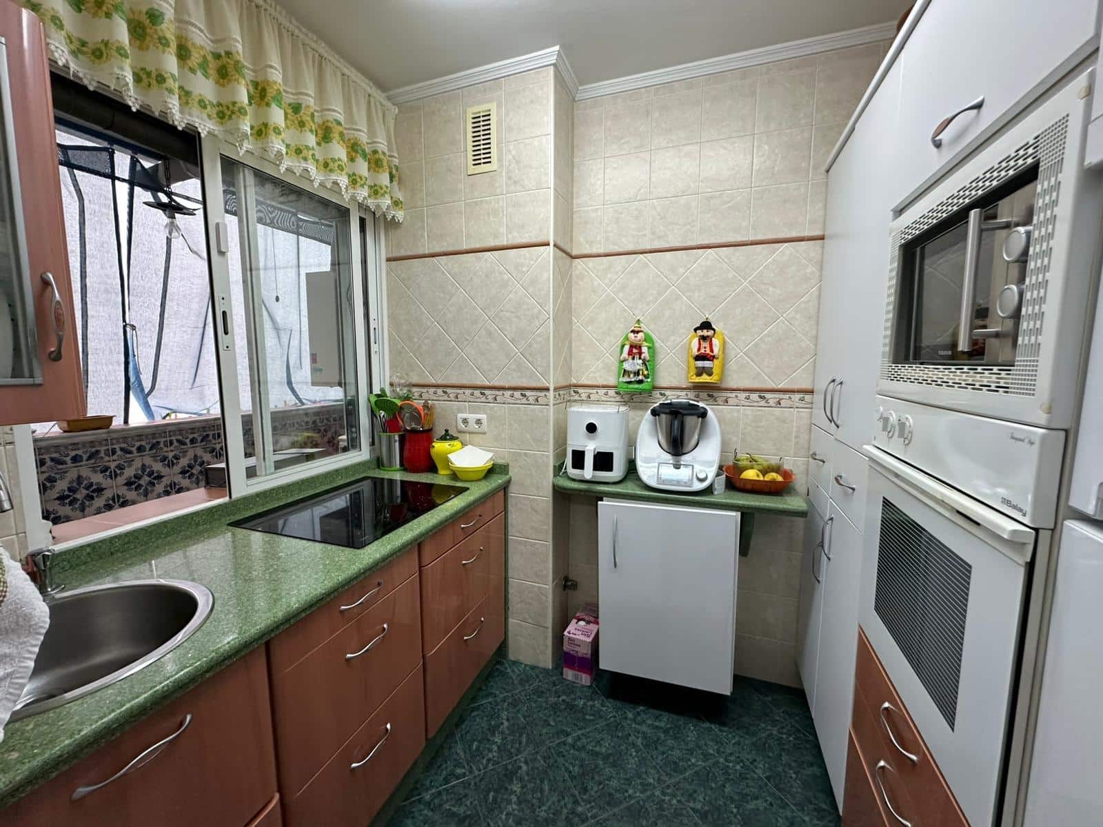 1 soveværelse Lejlighed til salg i Huelva by med garage - € 152.000 (Ref: 9543771)