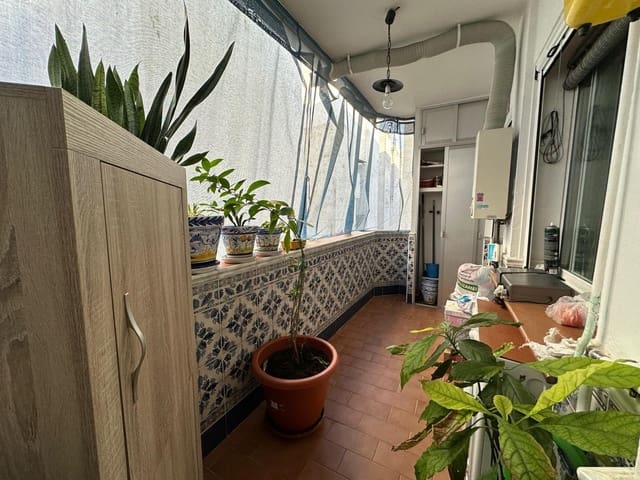 1 soveværelse Lejlighed til salg i Huelva by med garage - € 152.000 (Ref: 9543771)