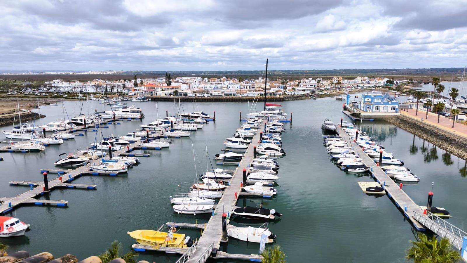 3 bedroom Penthouse for sale in Ayamonte with pool - € 492,500 (Ref: 9543772)