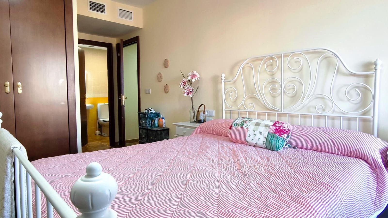 Apartamento de 2 habitaciones en Ayamonte en venta con piscina - 167.500 € (Ref: 9666666)