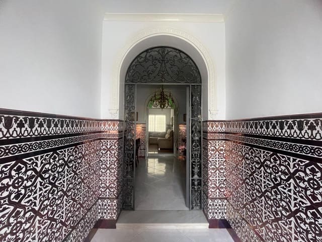 4 makuuhuone Maalaistalo myytävänä paikassa Paterna del Campo - 160 000 € (Ref: 9666670)