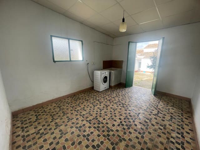 4 soveværelse Finca/Landehus til salg i Paterna del Campo - € 140.000 (Ref: 9666670)