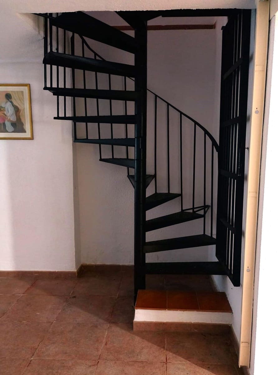 4 sovrum Villa till salu i Gibraleon - 170 000 € (Ref: 9666671)