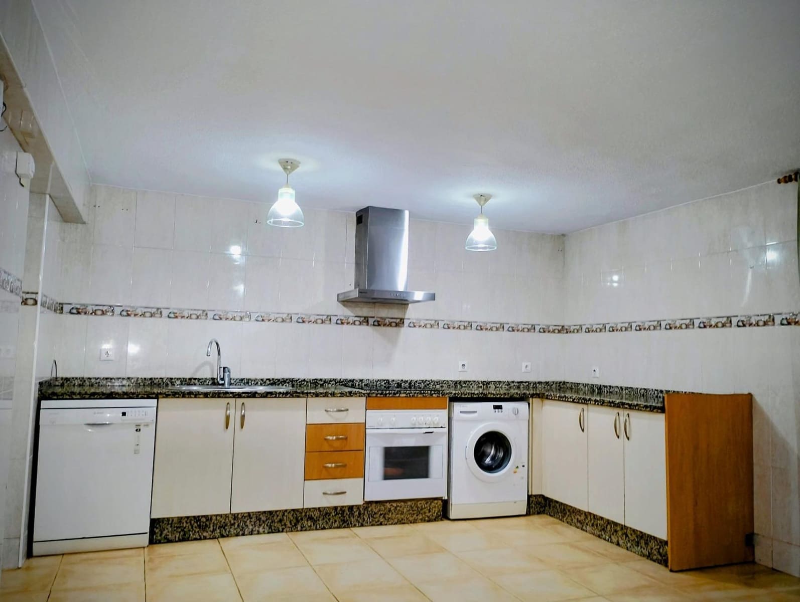 4 sovrum Villa till salu i Gibraleon - 170 000 € (Ref: 9666671)